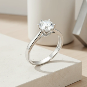 Elegant Sølvring med Aquamarine ædelsten - Ring