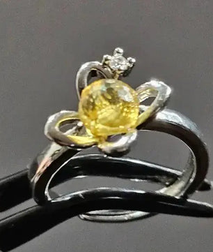 Forsølvet ring med facetteret gul rav Ring