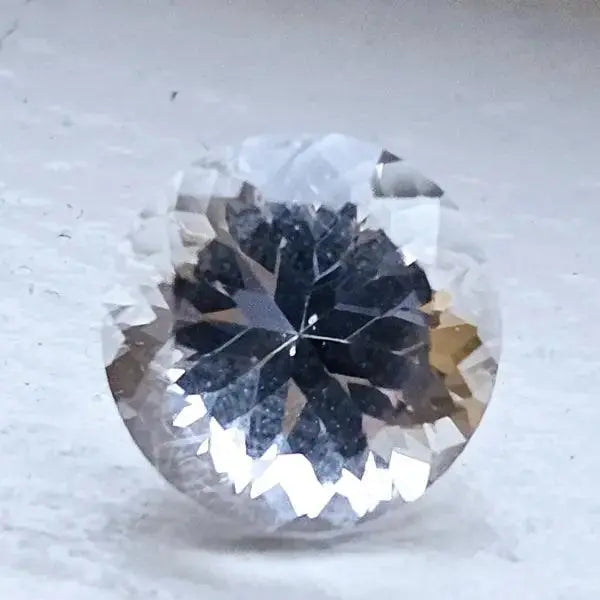 Gleaming Crystal: 4ct Facetted White Topaz - Gemstone
