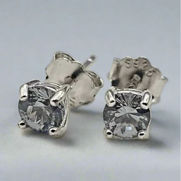 Ørestikker med Spinel - Earrings