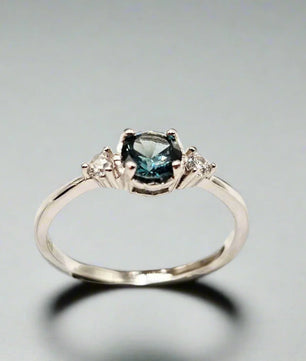 Sølv Ring med Spinel og Zirkoner Ring