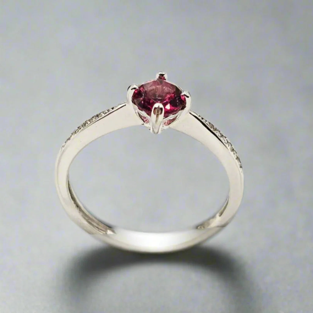 Sølvring med Granat - Ring