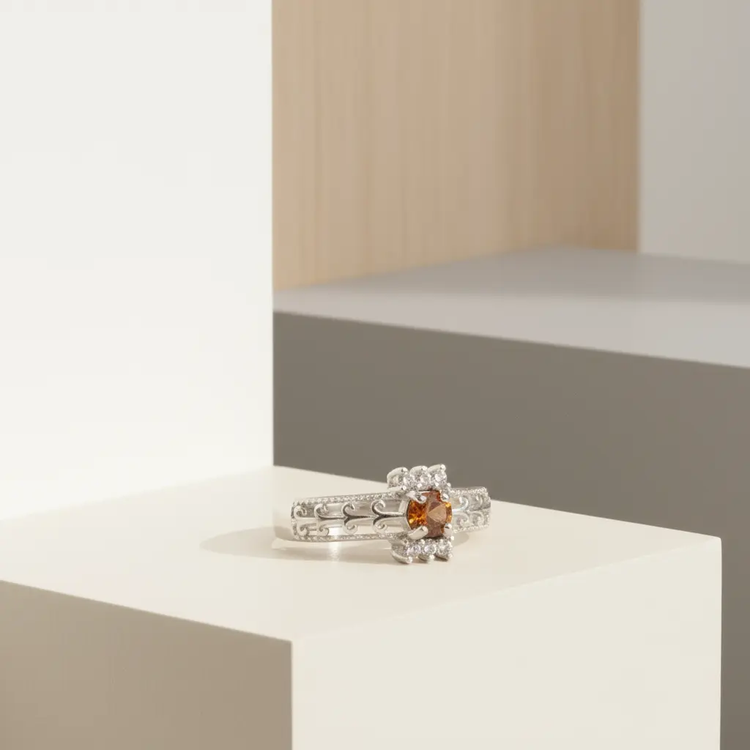 Sølvring med spessartine ædelsten – håndlavet elegance - Ring