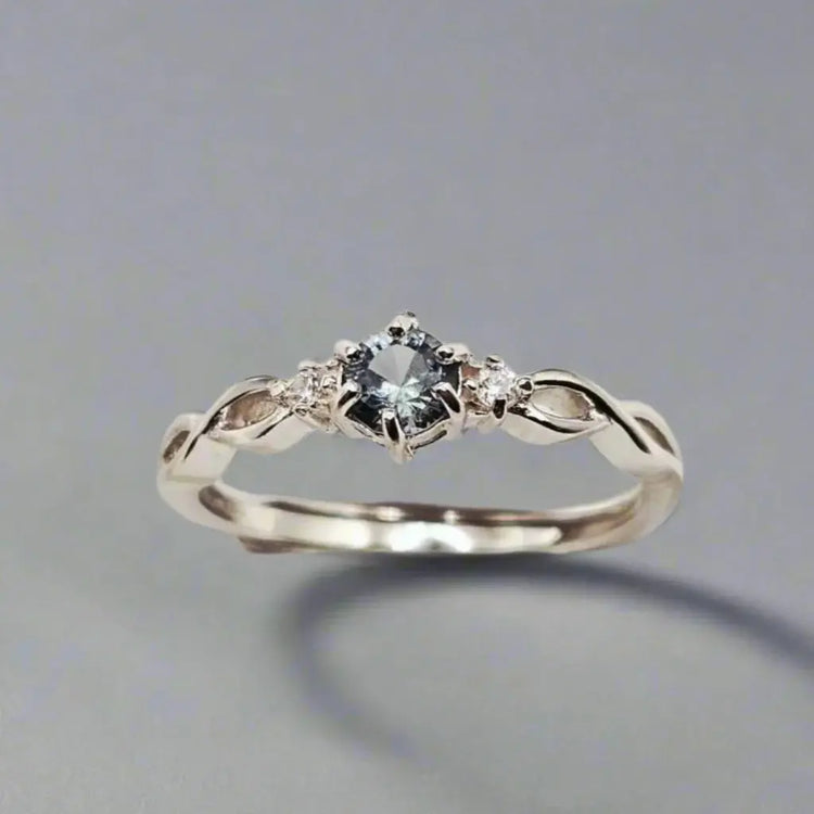 Sølvring med Spinel og Zirkoner - Ring