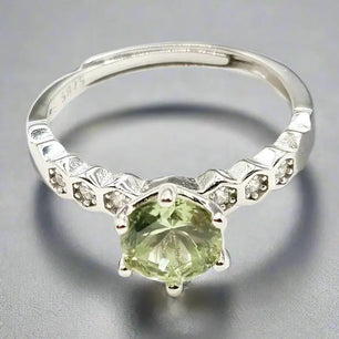 Sterling Silver Stunning Peridot Ring with Green Gemstone - Ring