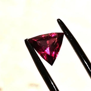 Triangular Elegance: Rhodolite Garnet - Gemstone